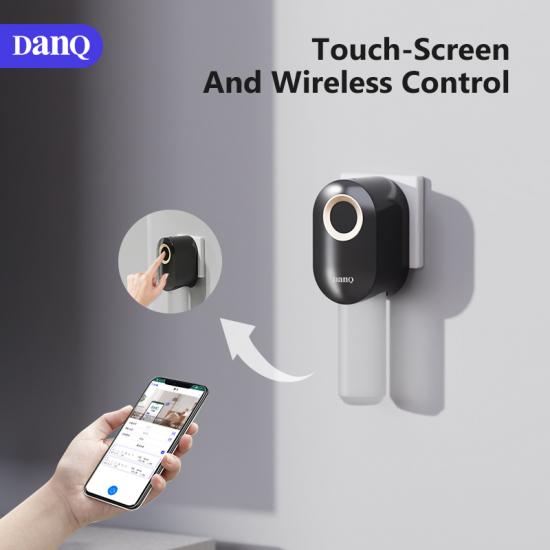 DanQ Aromatherapy Diffuser, Plug-In Diffuser for Home and Office